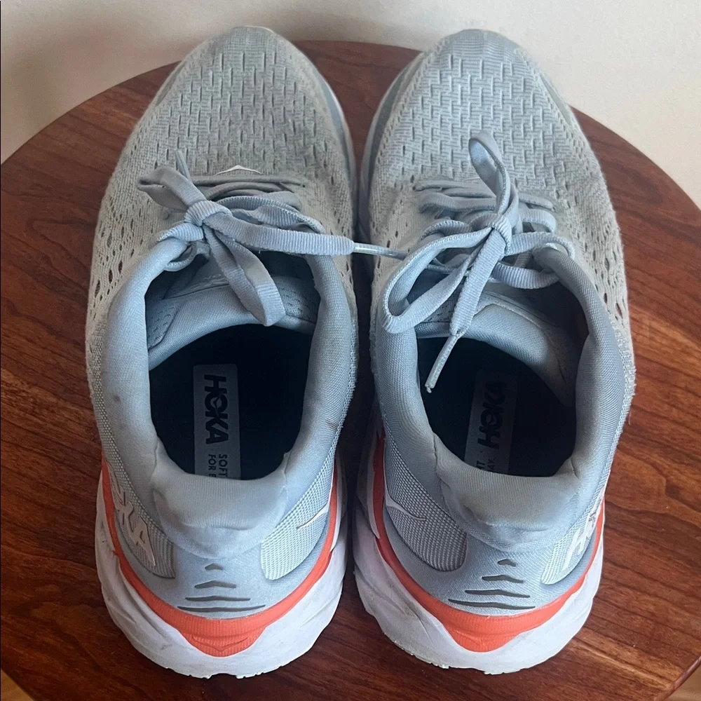 Hoka shoes light